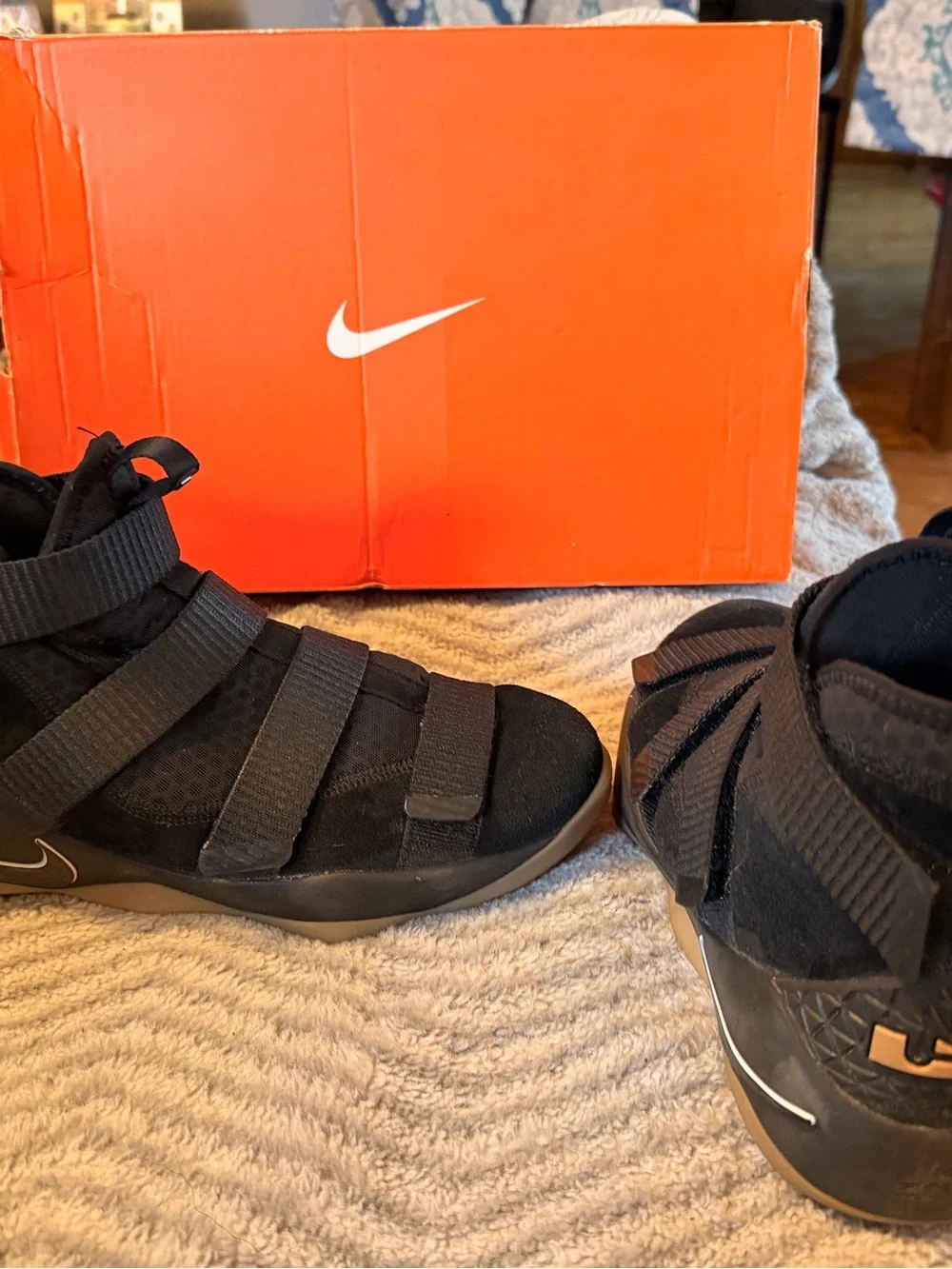Nike Kids' Black Strap High-Top Sneakers - WORN ONCE!!